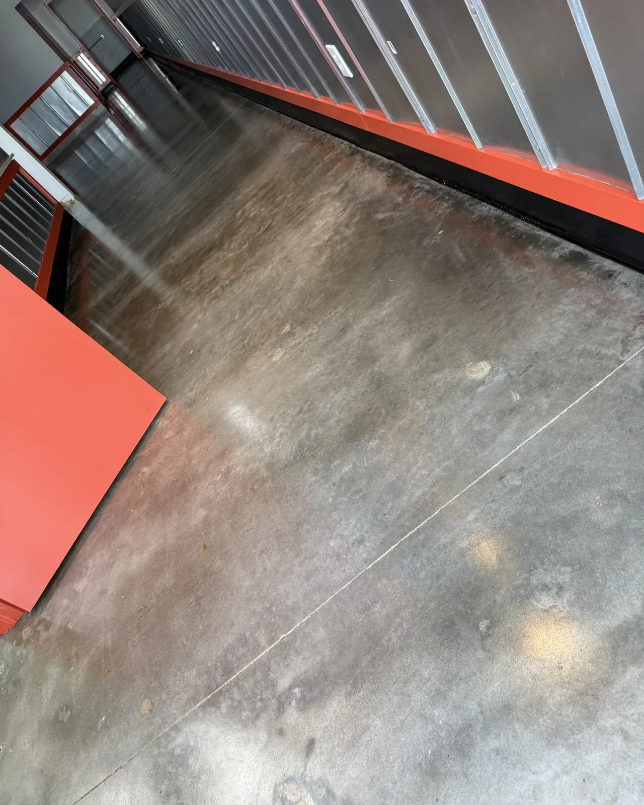 Gym, polished concrete