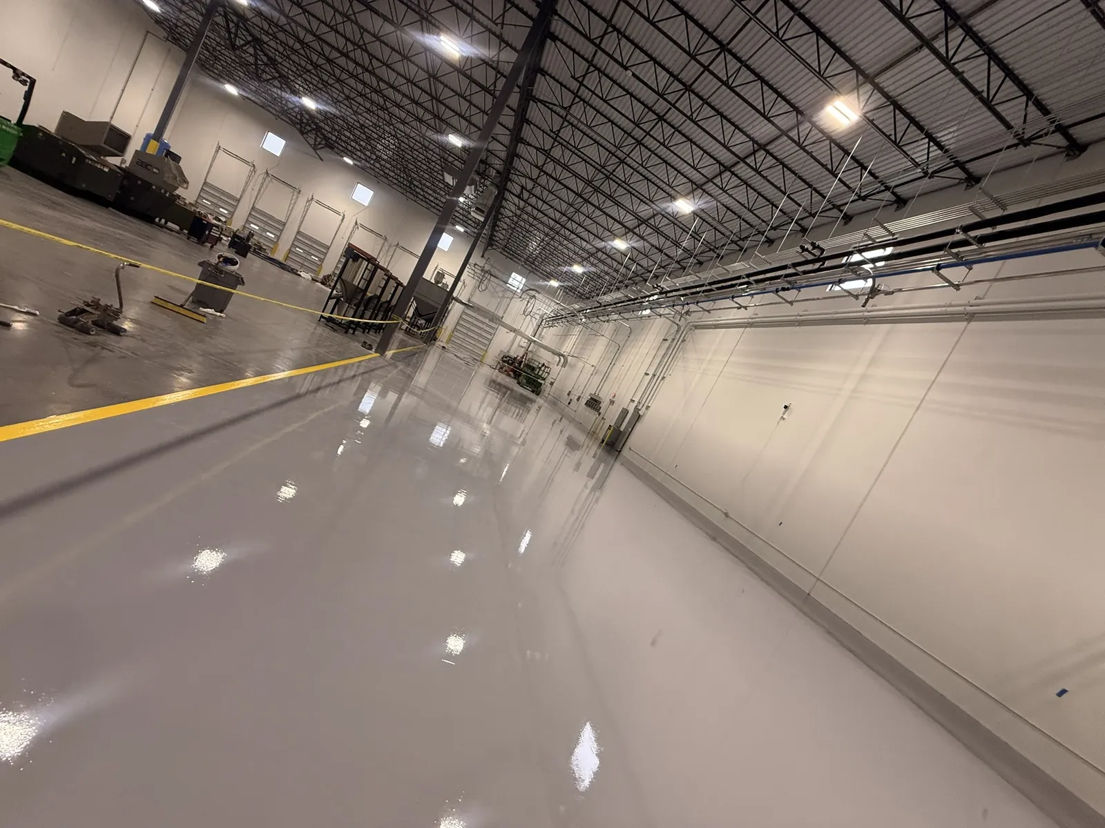 Warehouse, solid grey epoxy with safety lines